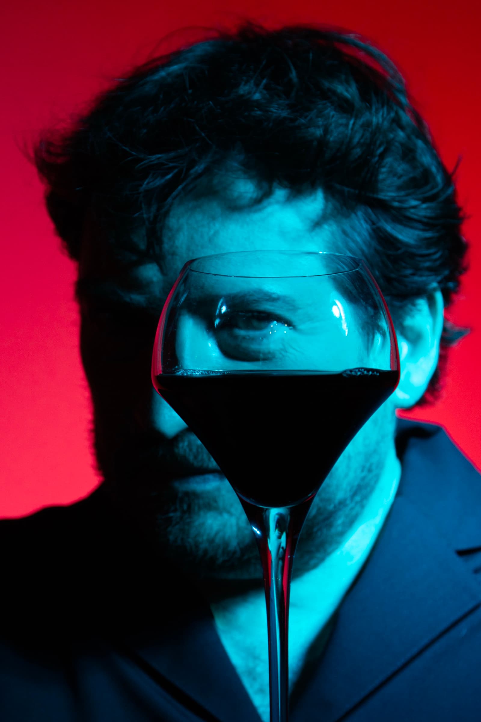 Expérience immersive de dégustation de vin commentée par Volcanique & Pimenté en Auvergne